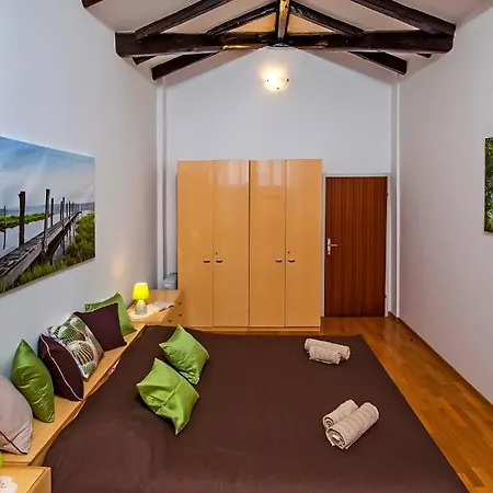 Bella Sea View * ロヴィニ